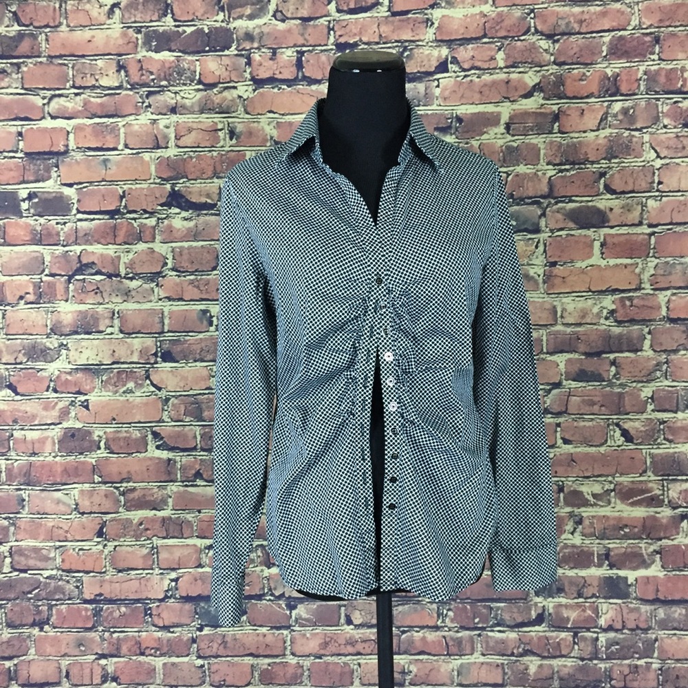 Black White New York & Co. Button Down Shirt